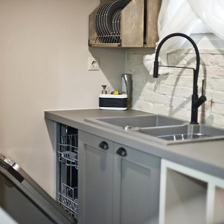 Stylish Apartment At Pagrati أثينا المظهر الخارجي الصورة