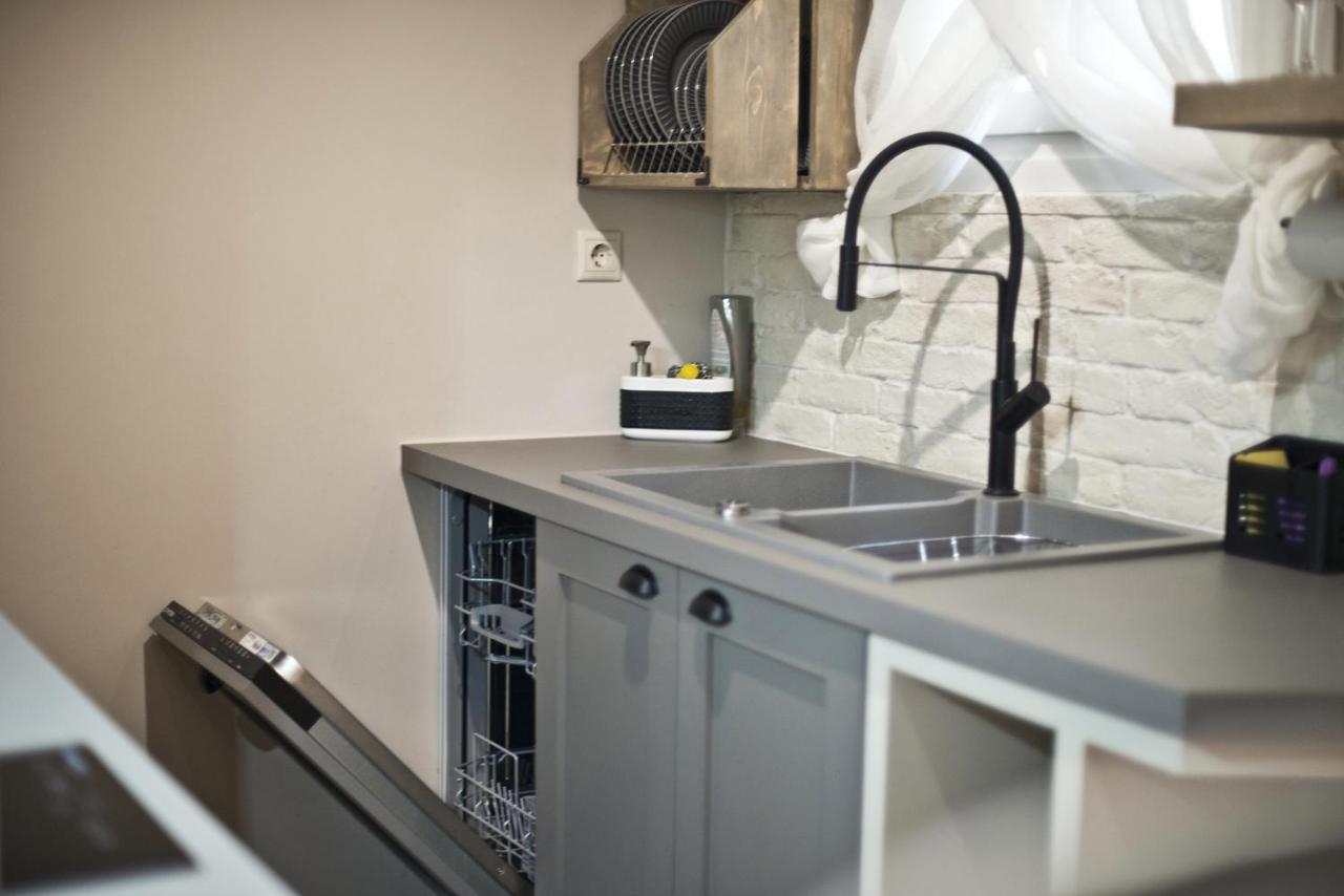 Stylish Apartment At Pagrati أثينا المظهر الخارجي الصورة